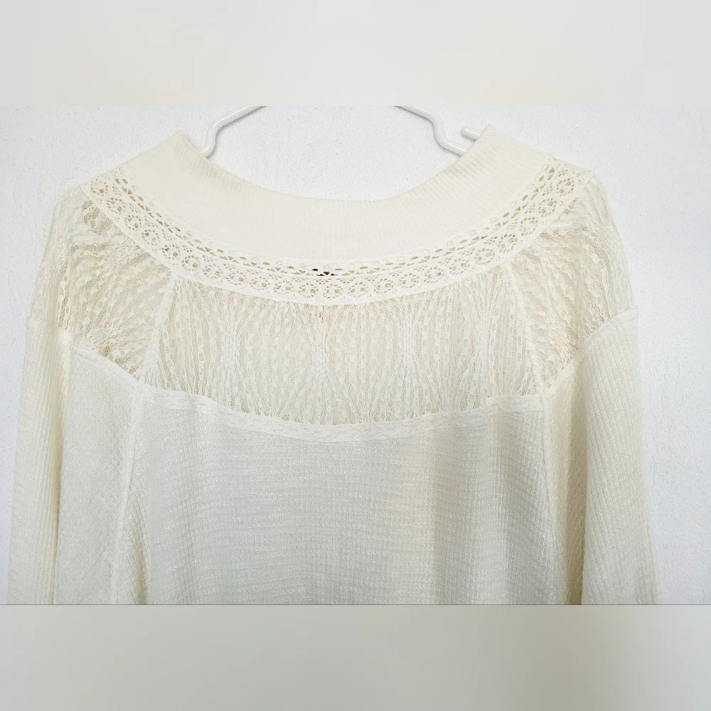 Free People Spring Valley Lace Waffle Top 100%Rayon Ivory/Off Whit Oversized M/L